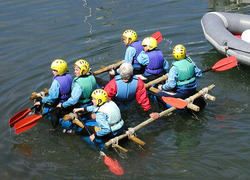 Normal_kinderen_vlot_varen_boot